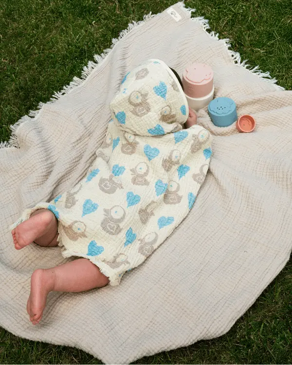 Ducky Gauze Hooded Poncho | Sand Cloud - Image 2